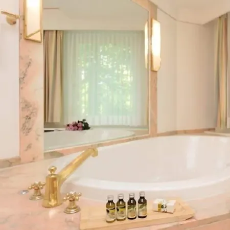 Ringhotel Faehrhaus 4*